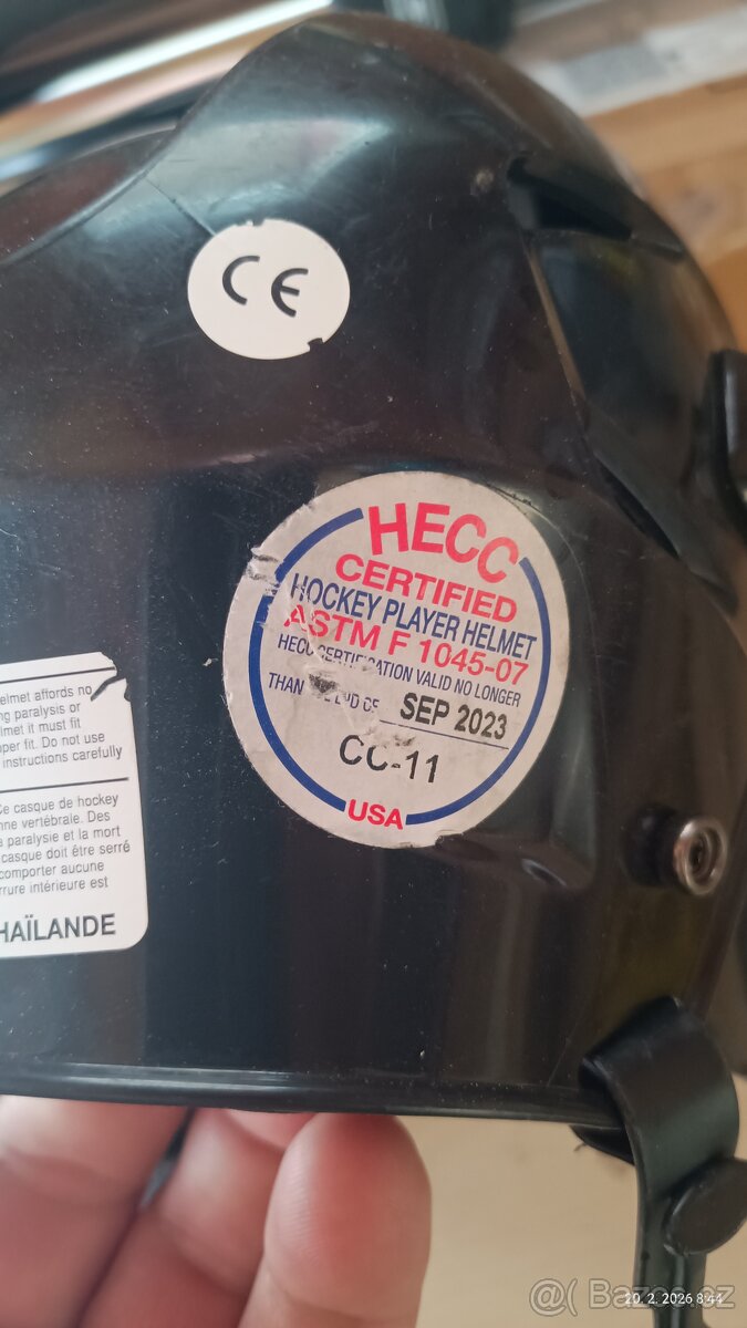 Cyklistická a hokejová přilba/helma - dětská - 4