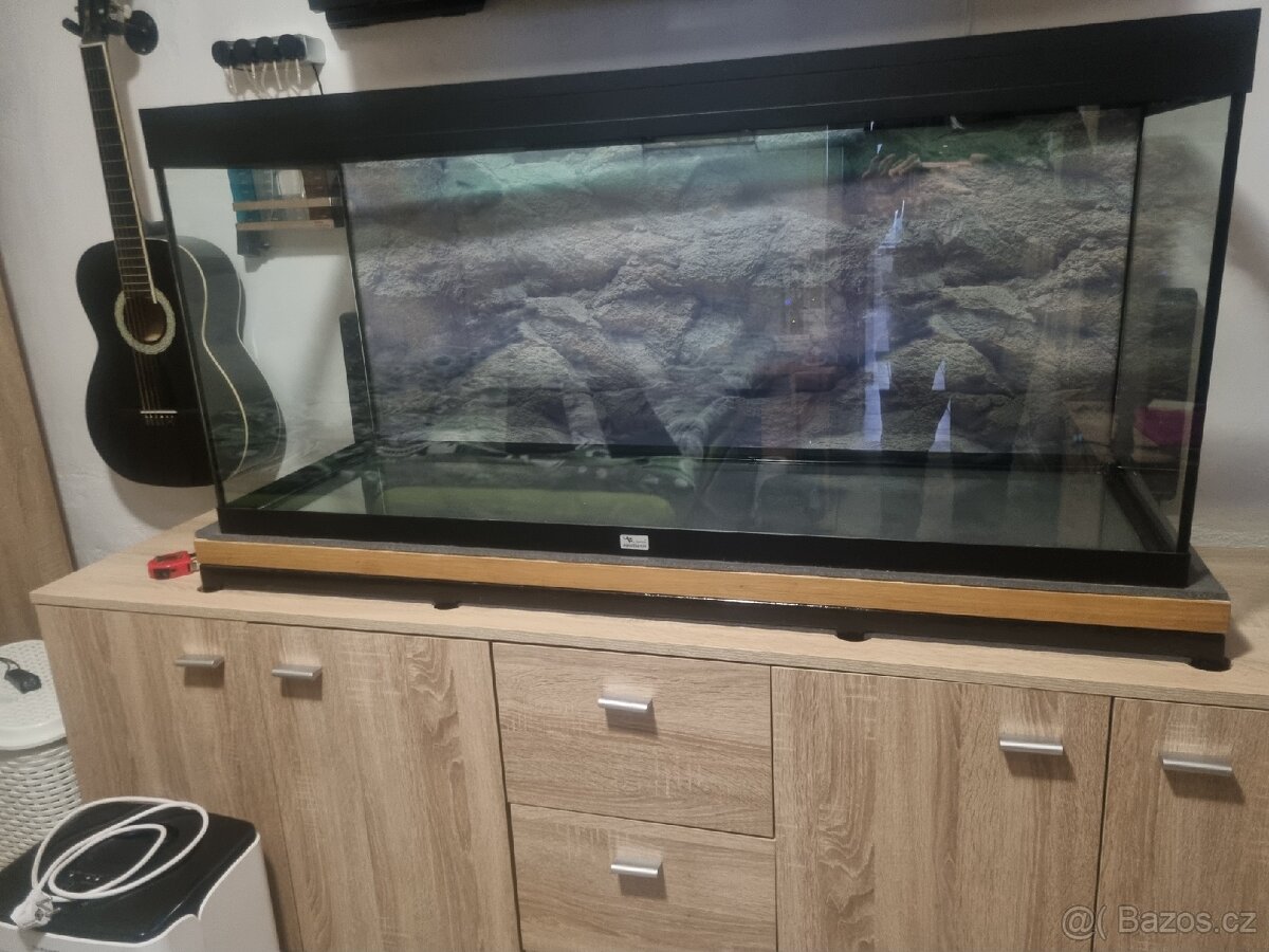 Akvárium s příslušenstvím - 4