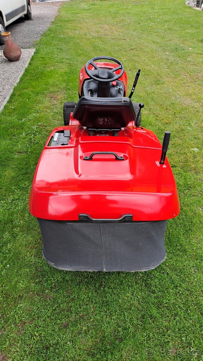 TRAKTOR GARDENSTAR - 4