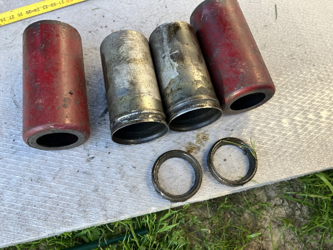 jawa krytky zadních tlumičů - 4