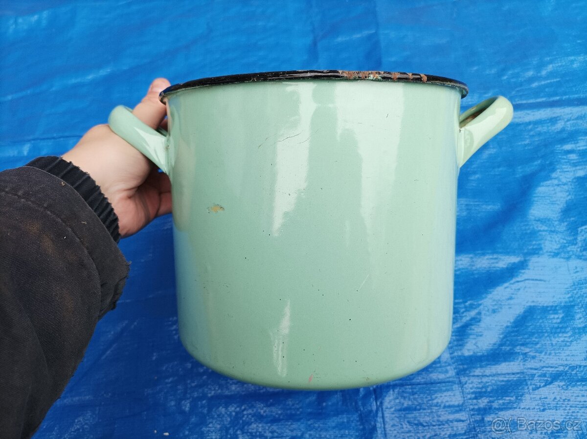 Smaltovaný zelený hrnec, průměr 20 cm - 4