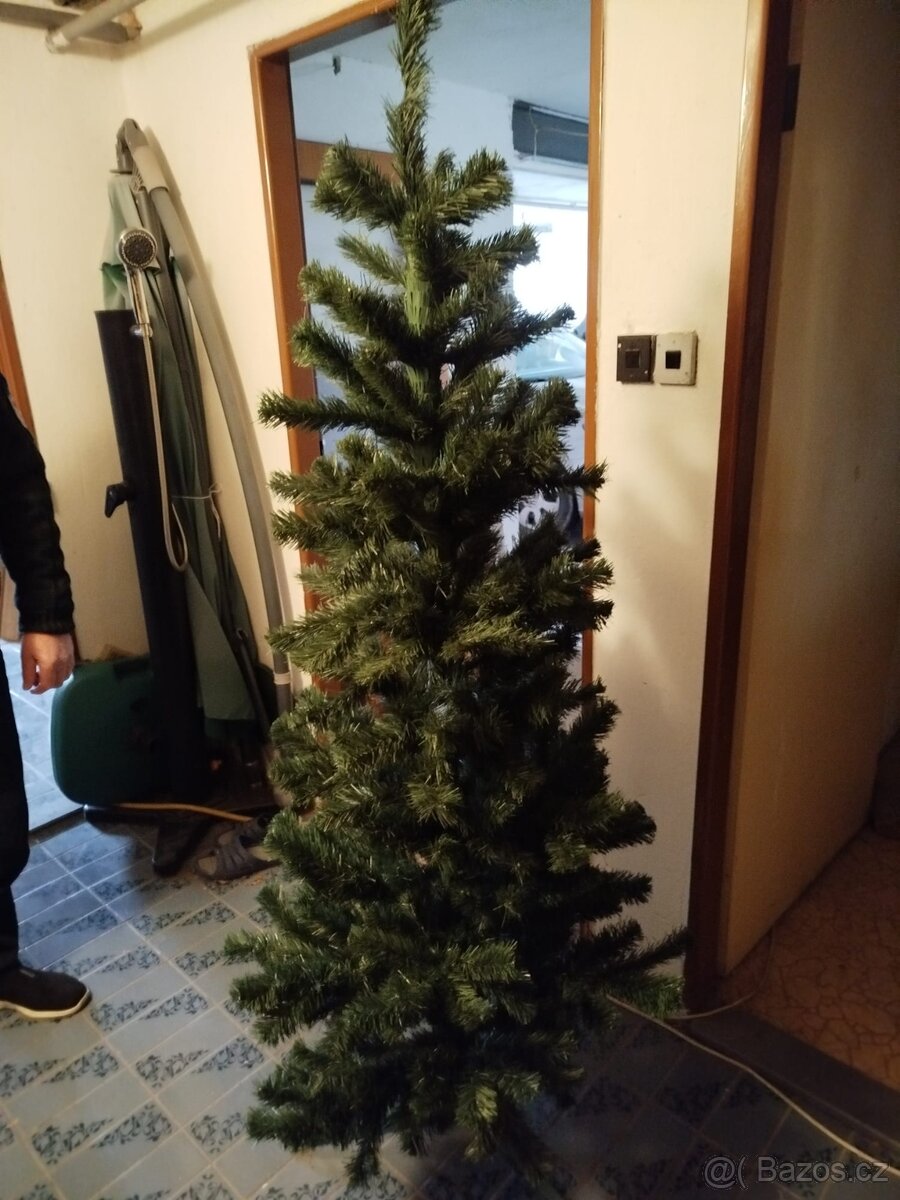 Umělý vánoční stromeček - 4