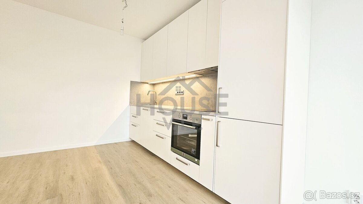 Prodej bytu 4+kk 72 m², Praha, ev.č. 01113 - 4