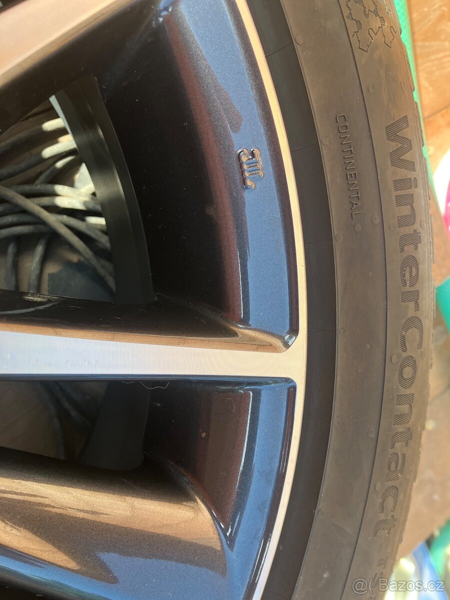 Continental 235/45R18 - 4