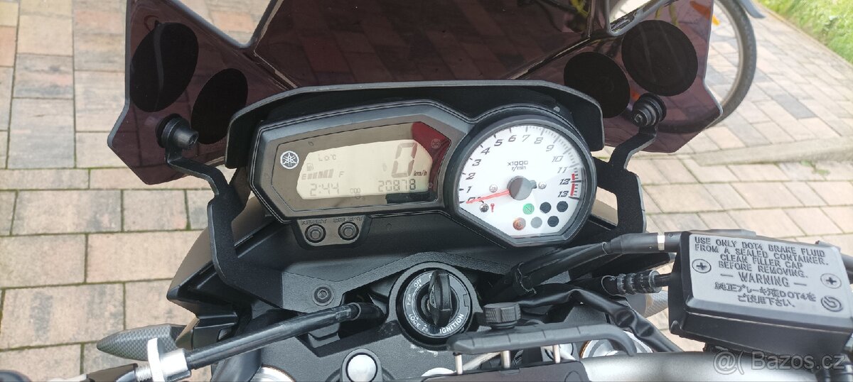 Yamaha FZ 8 - 4