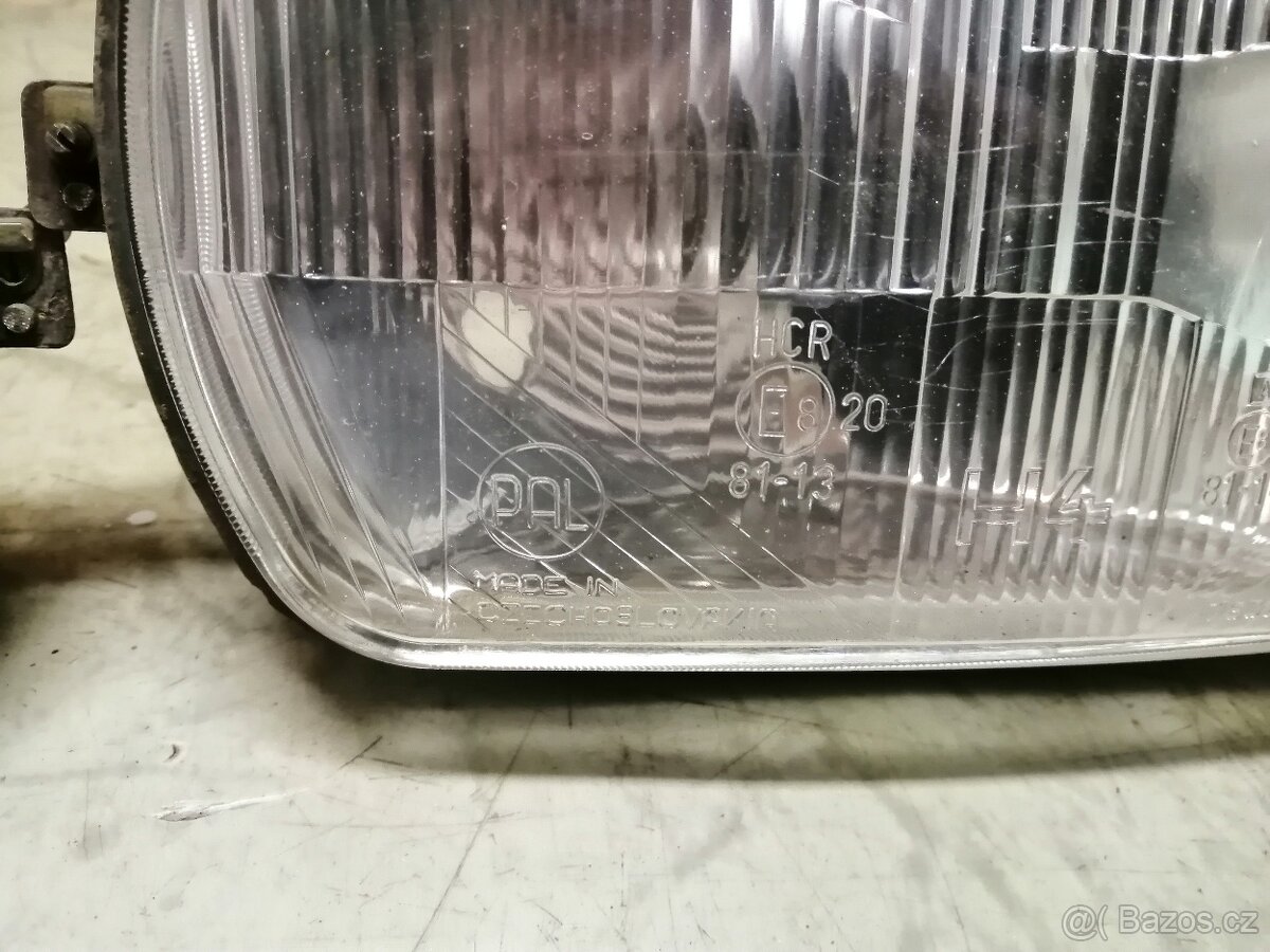 Světlomet škoda 105 - 4