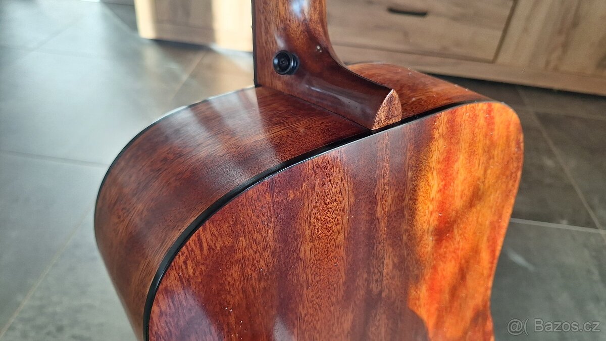 Prodám akustickou kytaru - 4