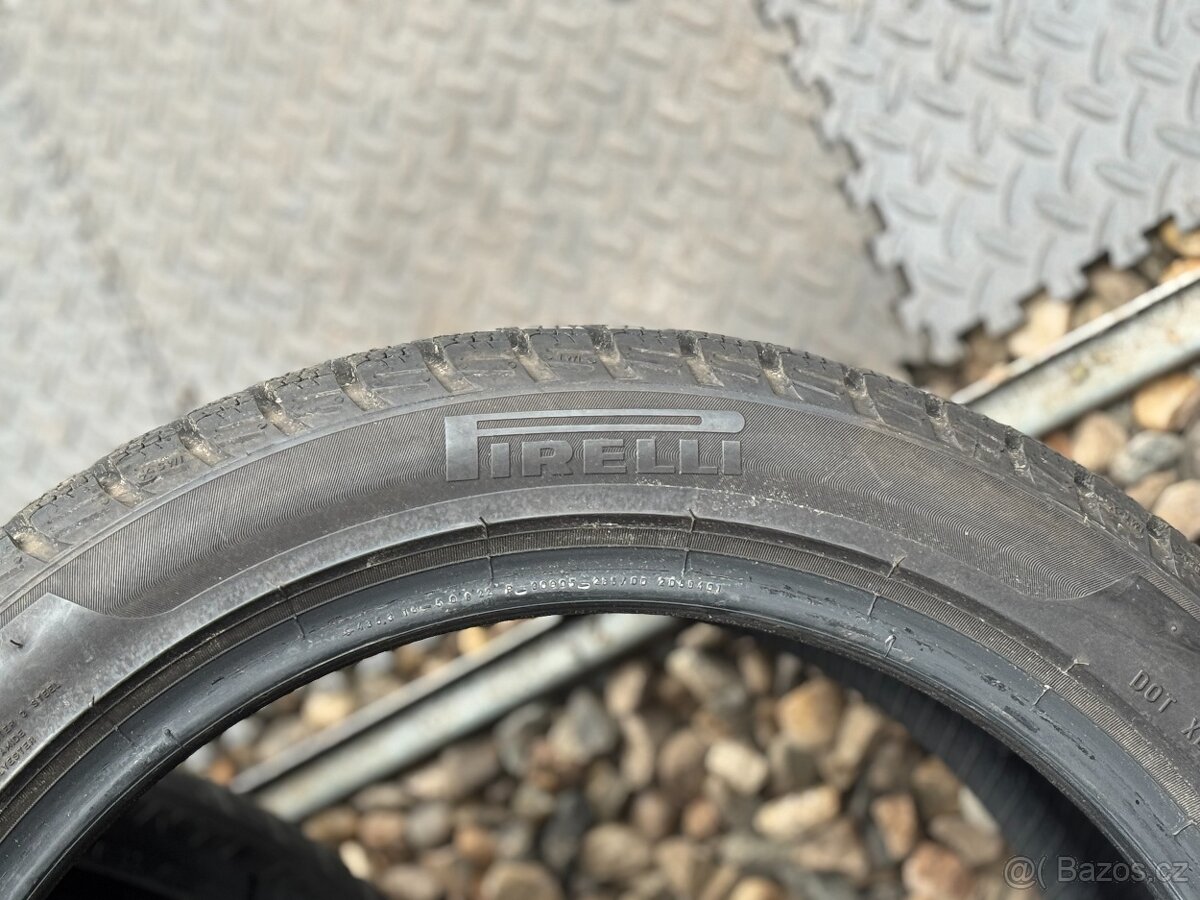 215/45/17 - Pirelli zimní pár pneu - 4