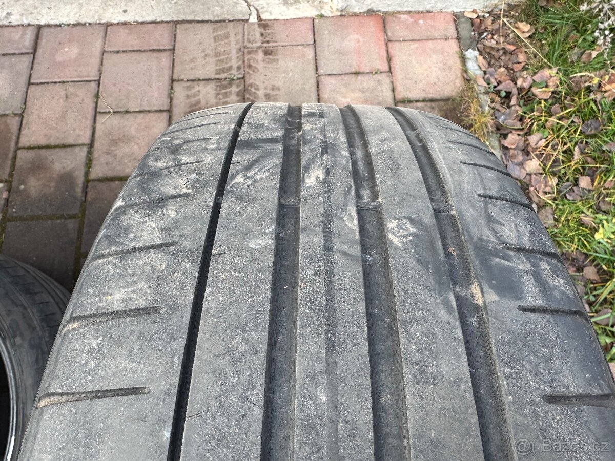 Letní sada pneu Pirelli 245/45 R20 - 4
