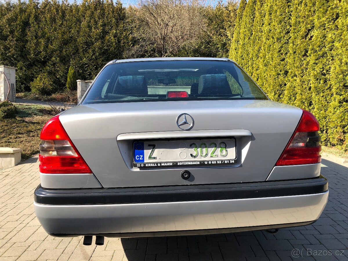 Mercedes Benz C 280 V6 - 4