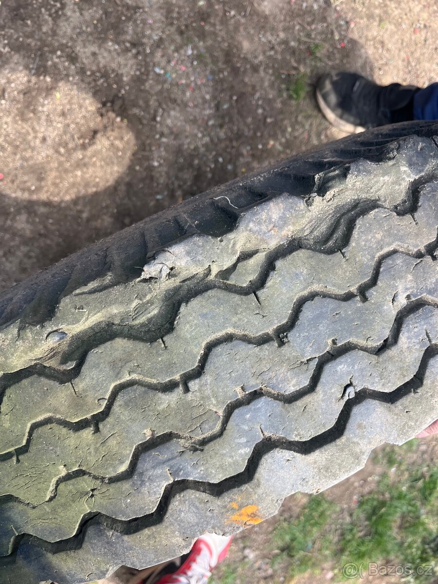 Pneu 8,25 -15 Barum - 4