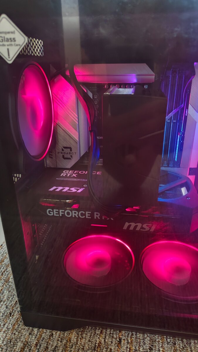 TOP HERNÍ PC: AMD RYZEN 5 7500X3D,32GB,512GB SSD,RTX 5070 - 4