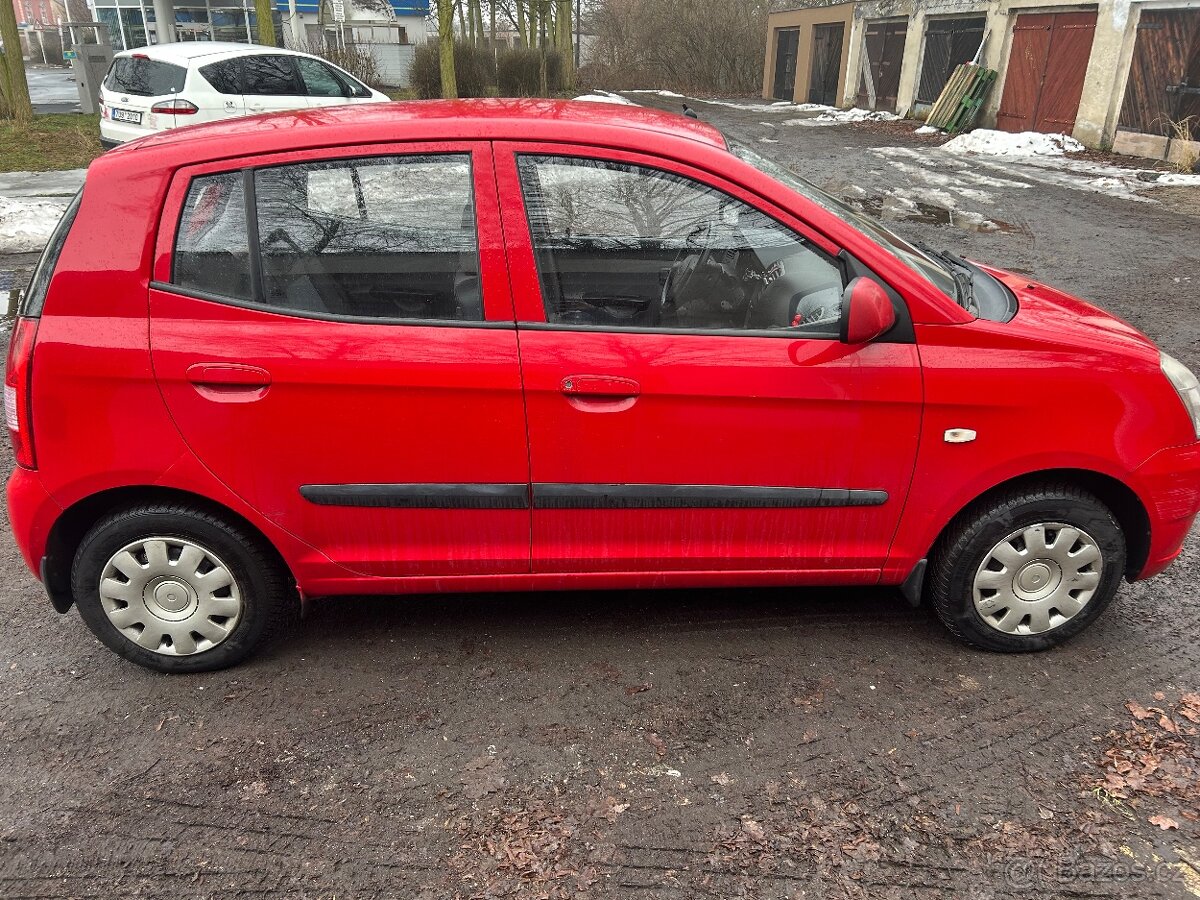Kia picanto - 4