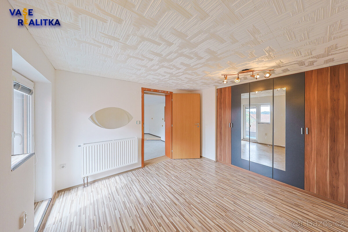 Pronájem, rodinný dům, Valšovice - 4