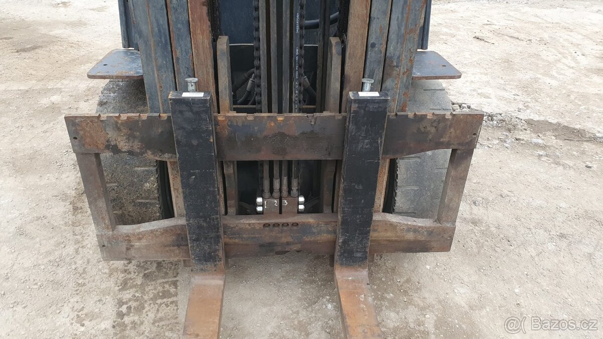 DOOSAN G33P-5 ,R.V.2014 - 4