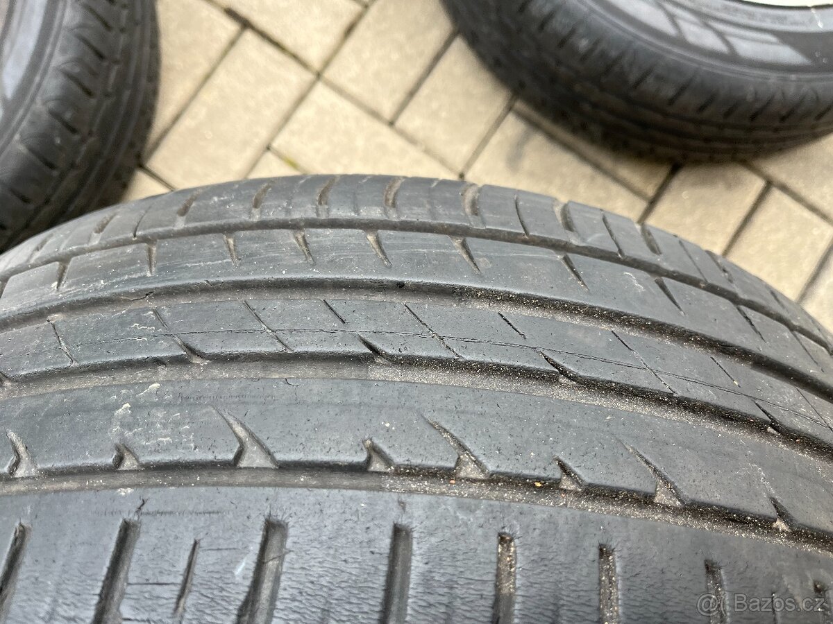 4x alu disky 5x100 R16, letní pneu 70% - 4