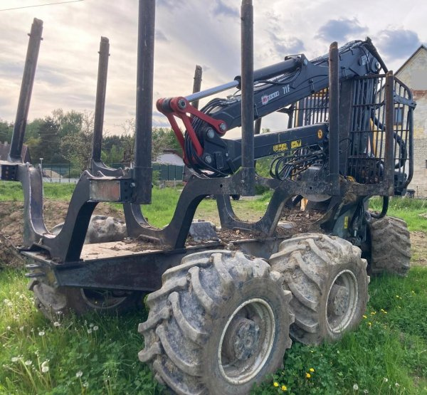 13t na 10t vyvážečka 8x8 SAMPO FR28 Rosenlew - 4