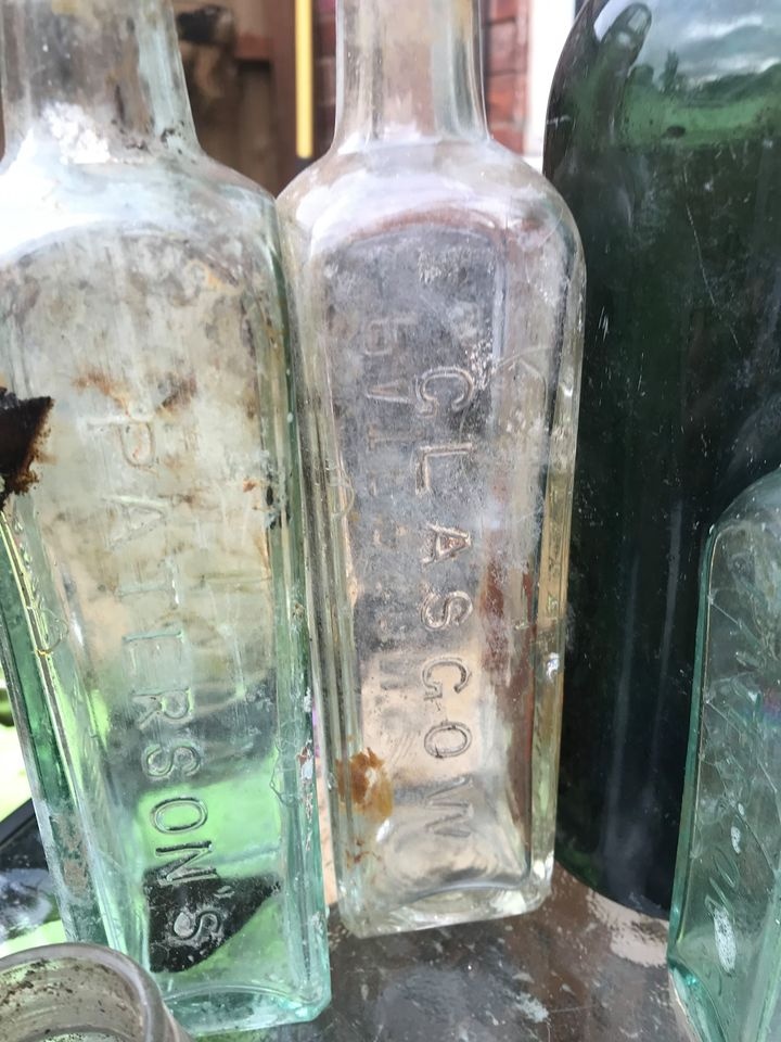 Sklenice - vykopavky - z Coventry - 4