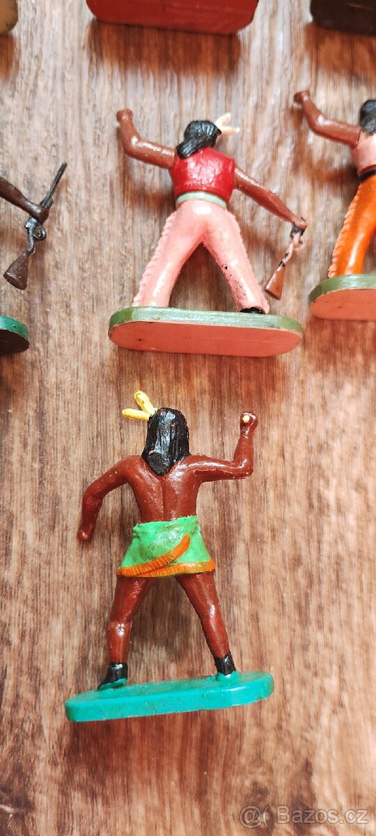 Indiáni figurky 1 z NDR - 4