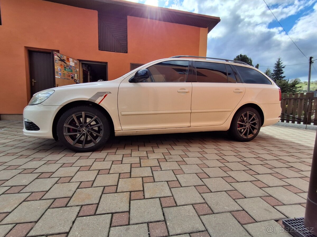 Octavia RS - 4