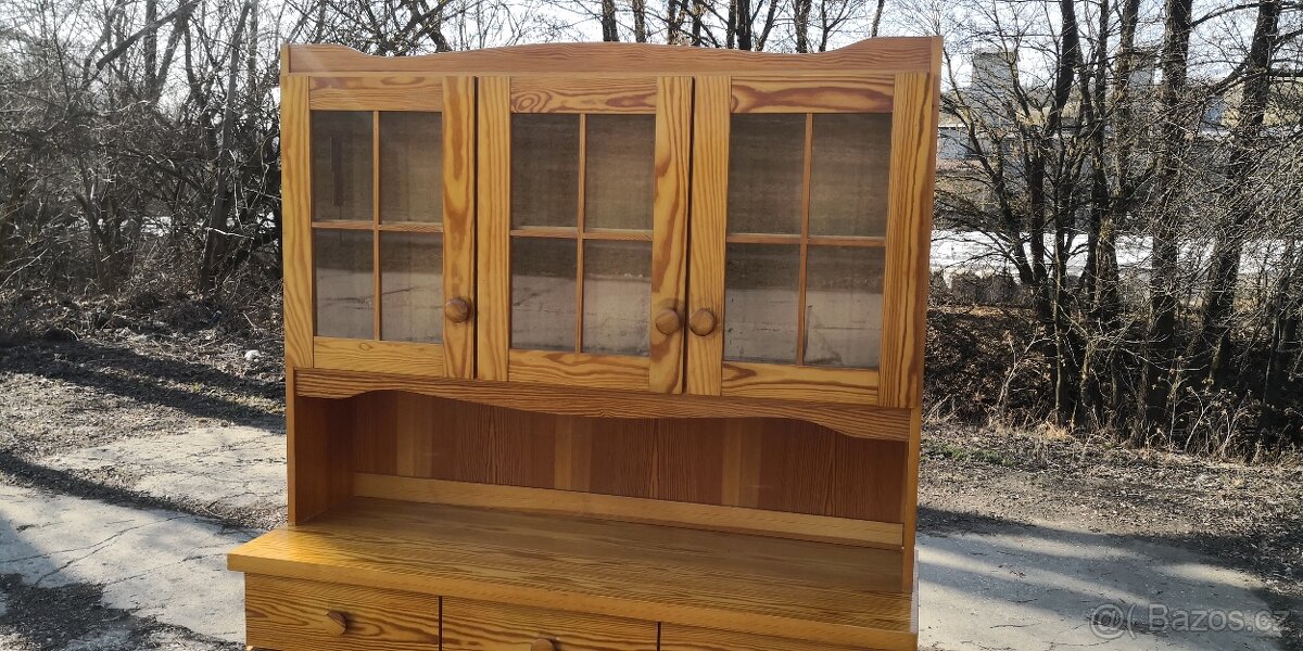 Masivní příborník - 4