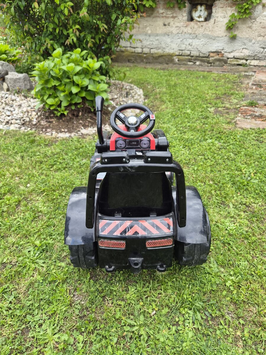 Dětský elektrický traktor - 4