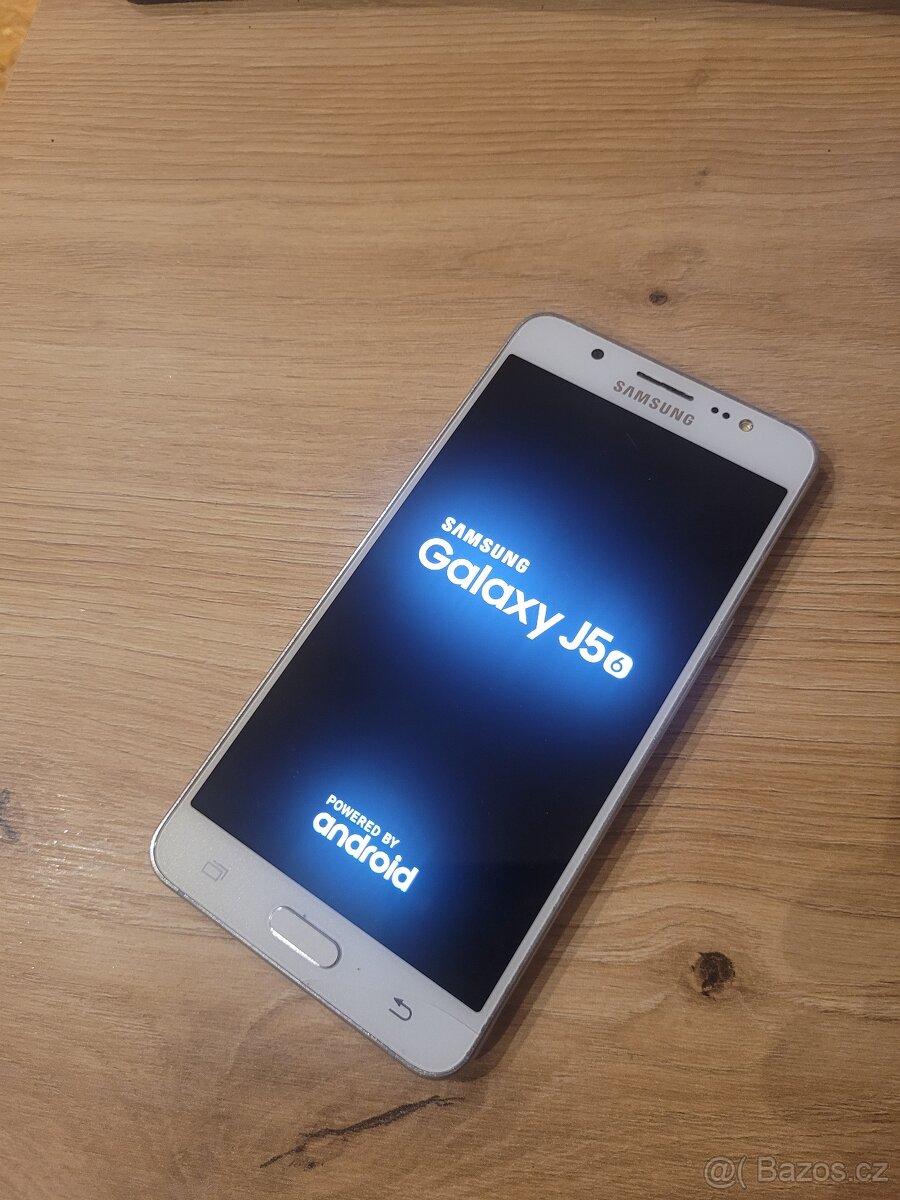 Samsung J5 2016 - 4