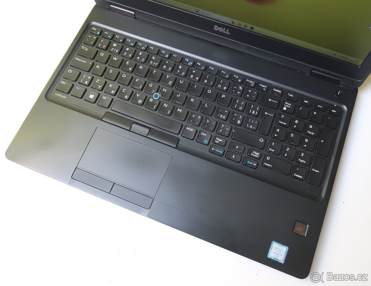 DELL LATITUDE E5580 /i5-6300/16GB/SSD256GB/NFC/WIN11 - 4