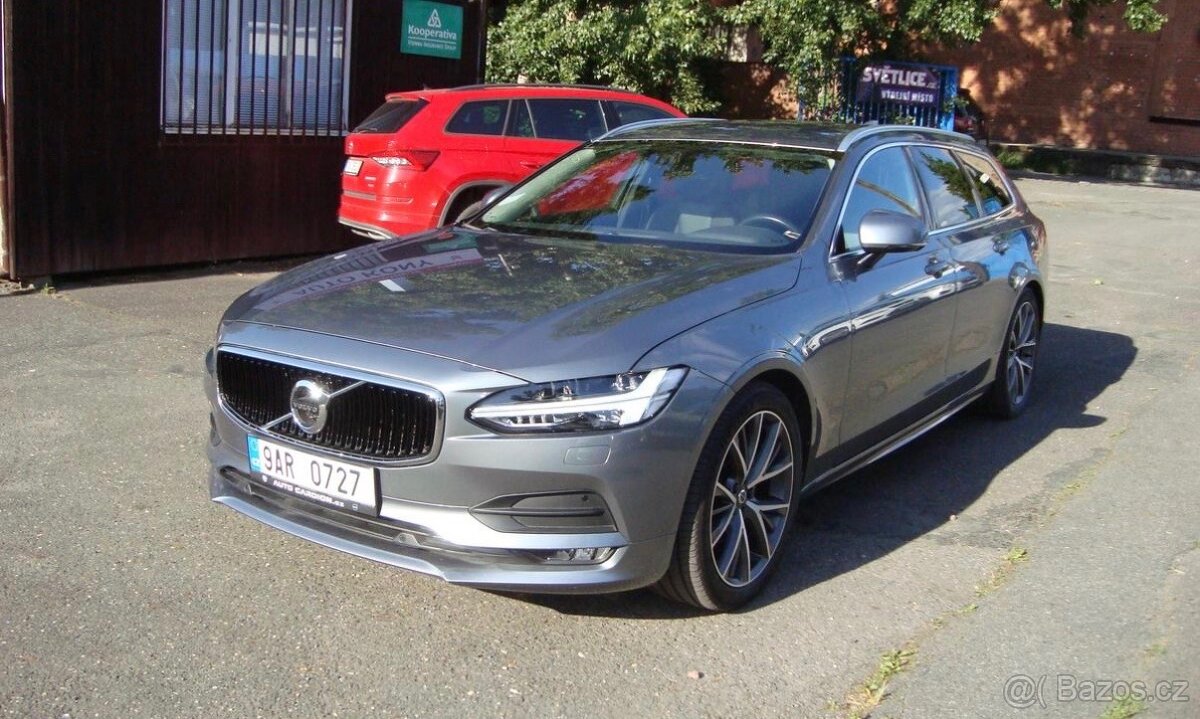 Volvo V90 D4 AWD,2.Maj.Pravidelný servis - 4