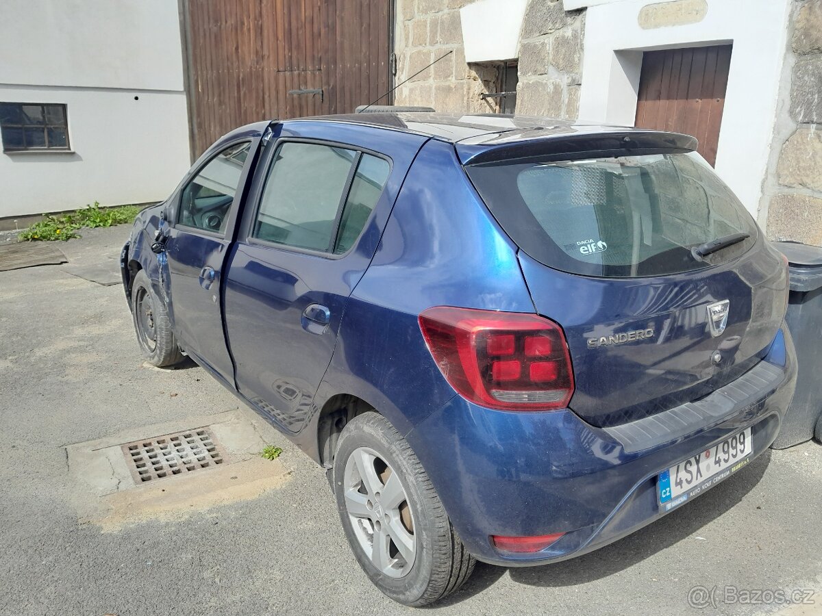 Dacia sandero - 4