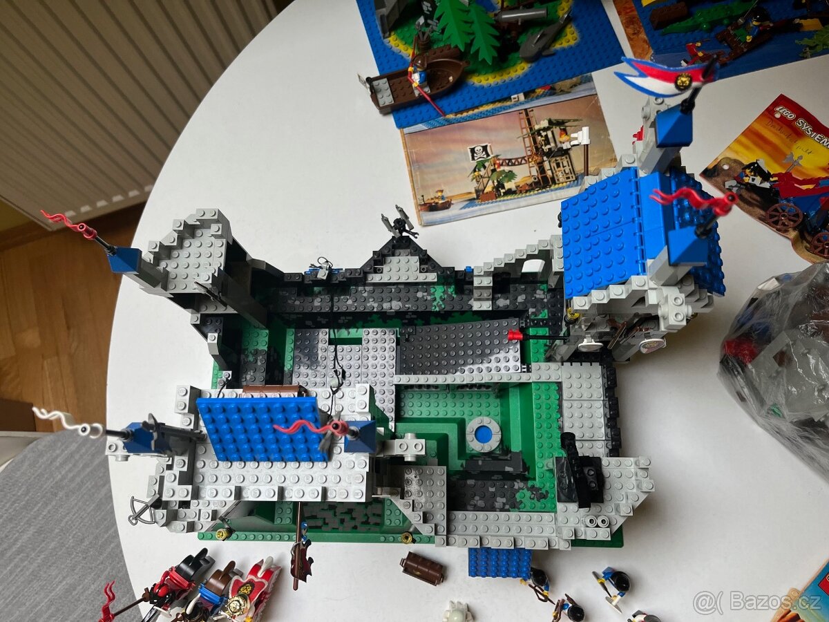 LEGO 6090 – Královský hrad z 90. let Raritní kousek - 4