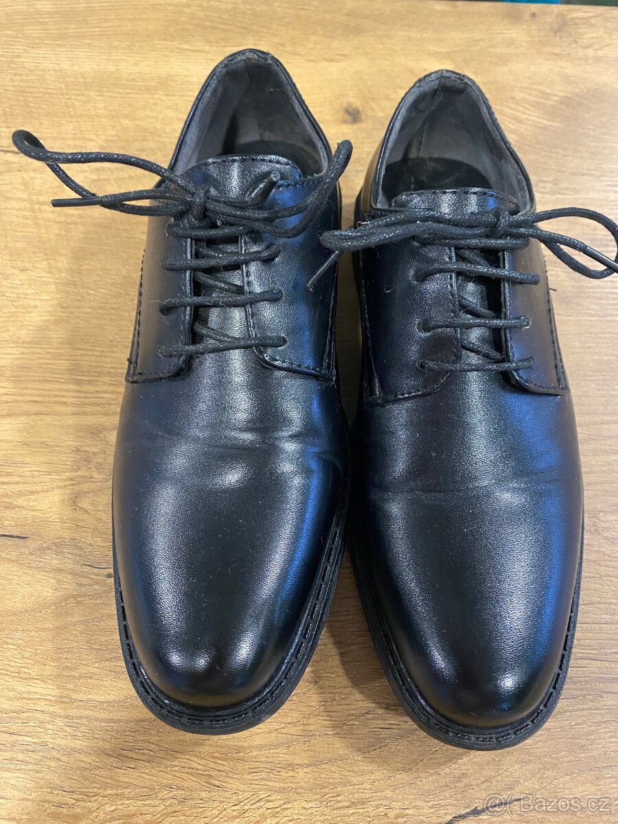 H&M klučičí oblek vel 140+ boty velikost 36 - 4