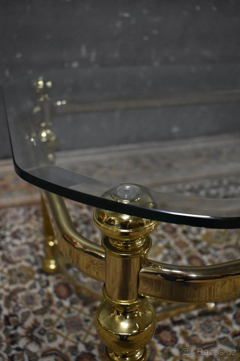 Konferenční stůl - 4