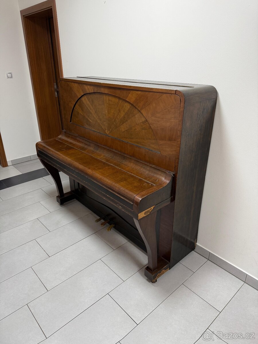 Klavír AUGUST FORSTER - 4