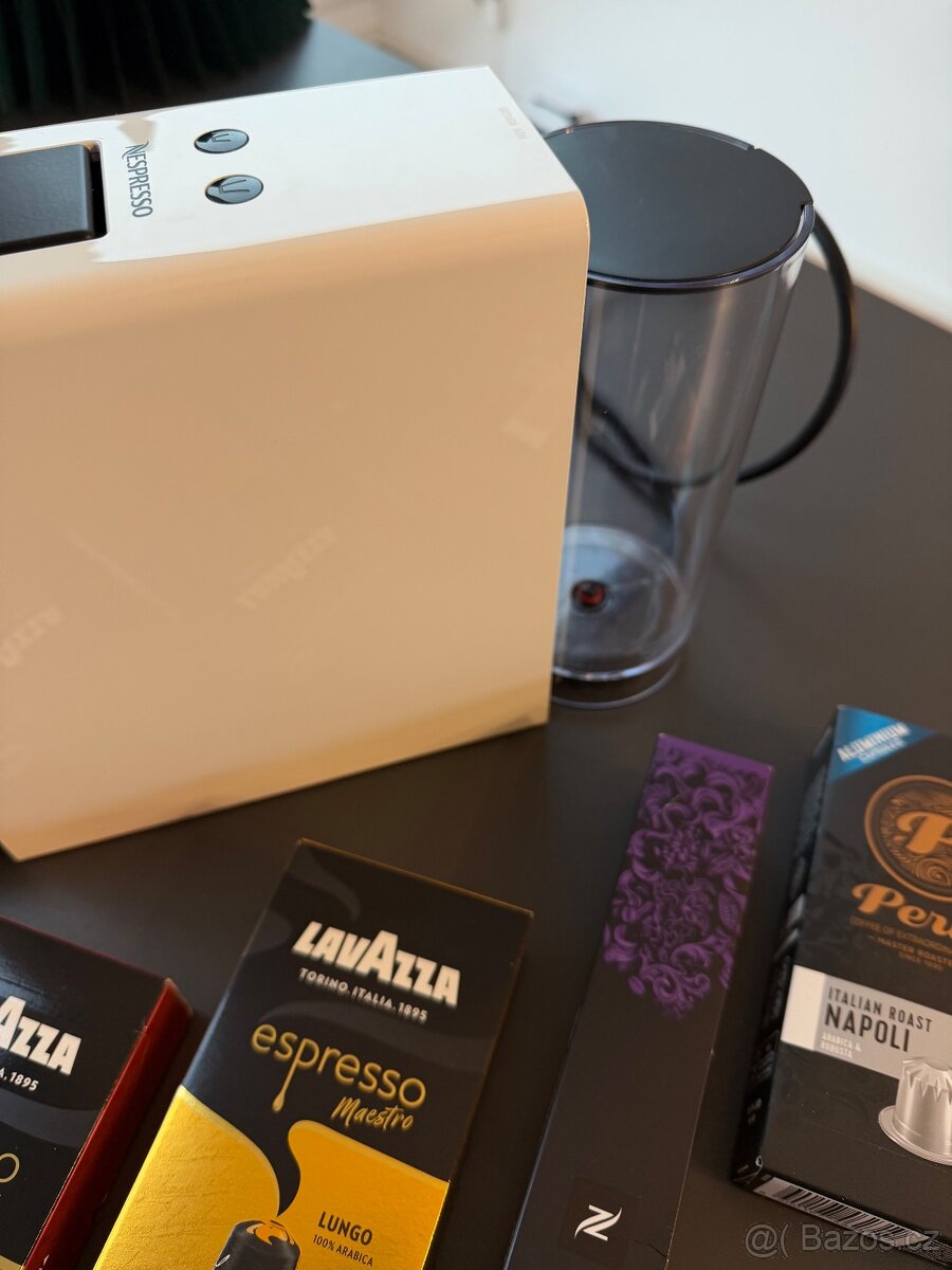 Nespresso Essenza Mini + 64 kapslí - 4