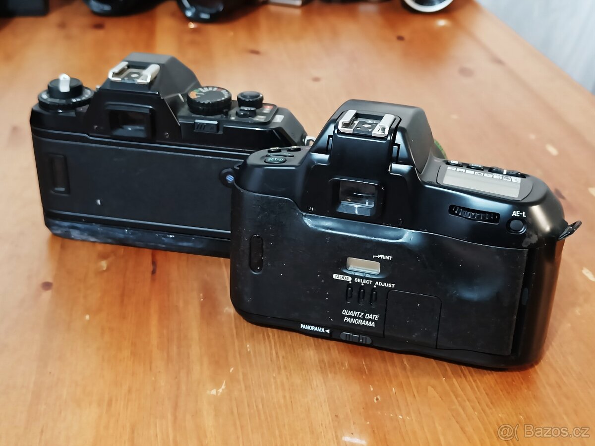 Dva fotoaparáty NIKON + objektiv - 4