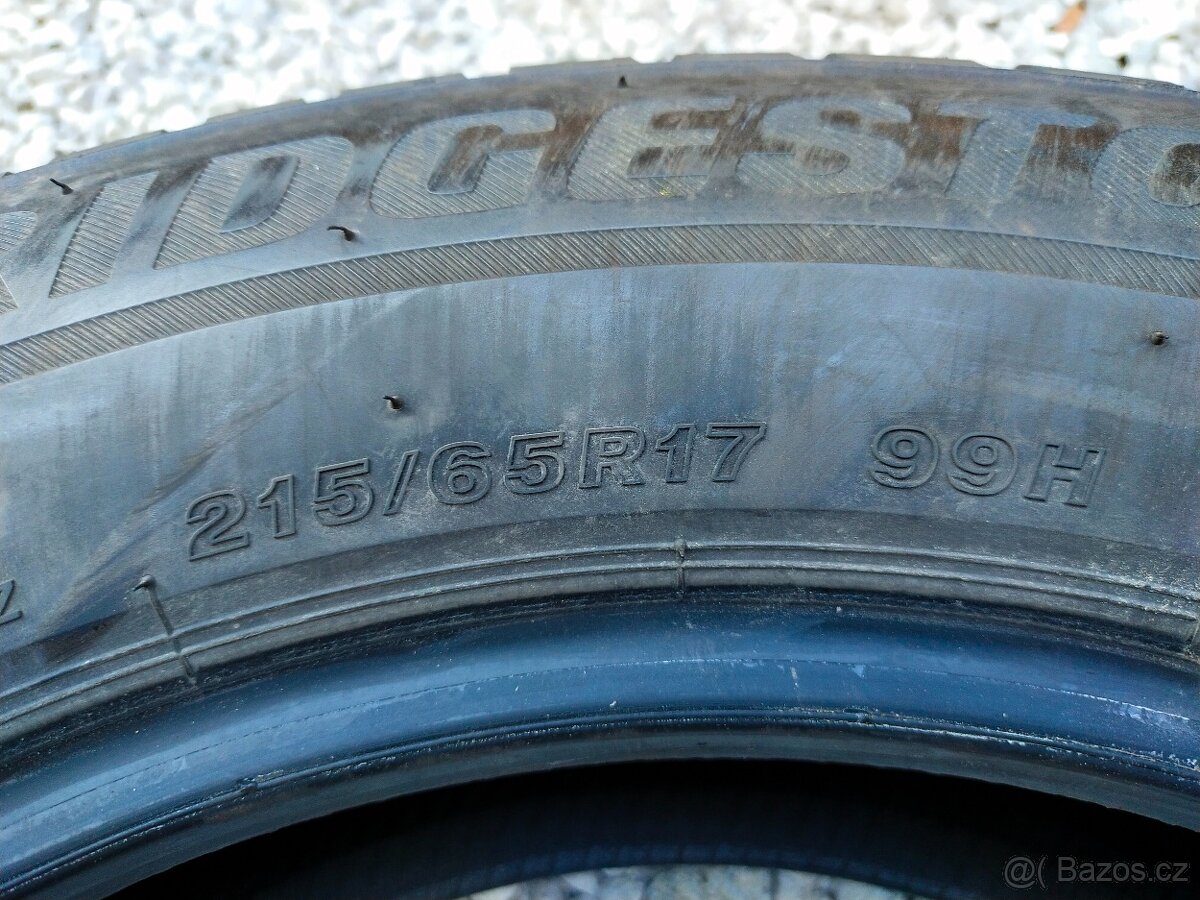 Bridgestone Blizak 215/65/17 - 4