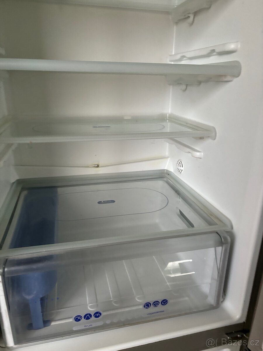 lednice Whirpool s mrazákem - 4