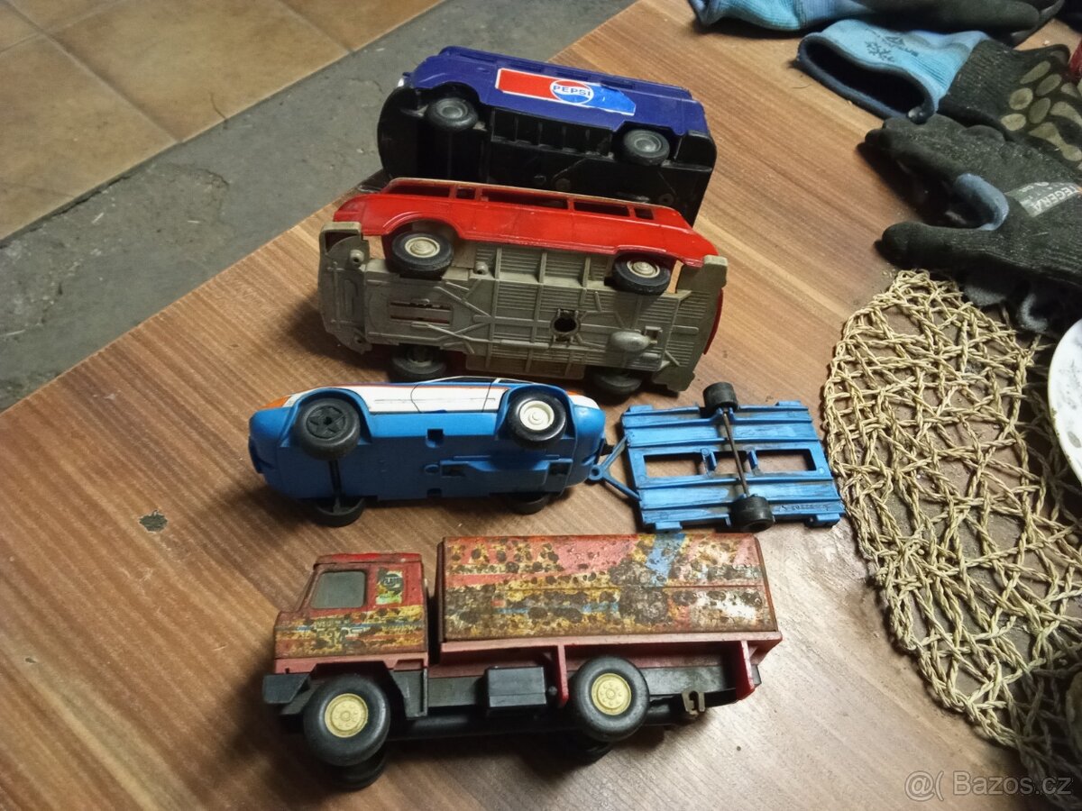 Autíčka - 4