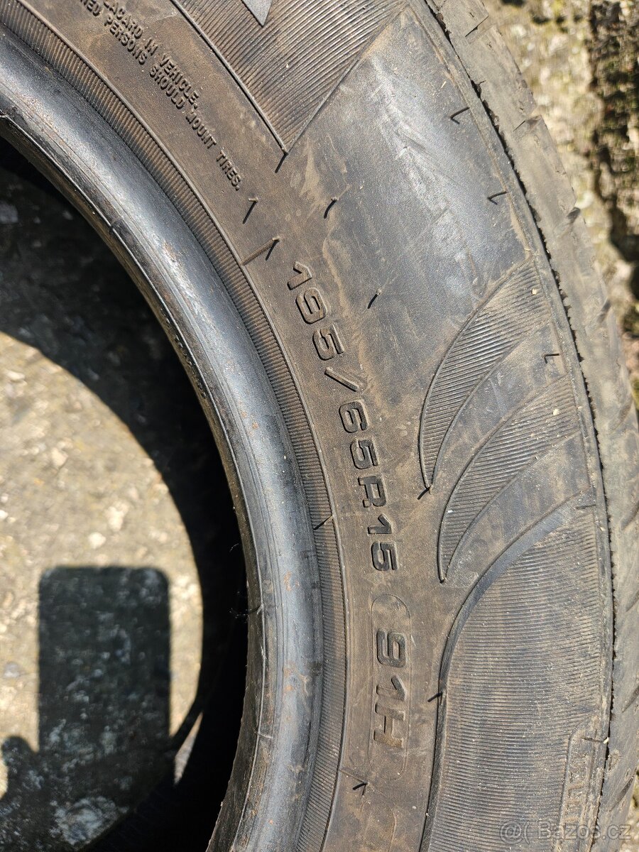 195/65/15 - 4