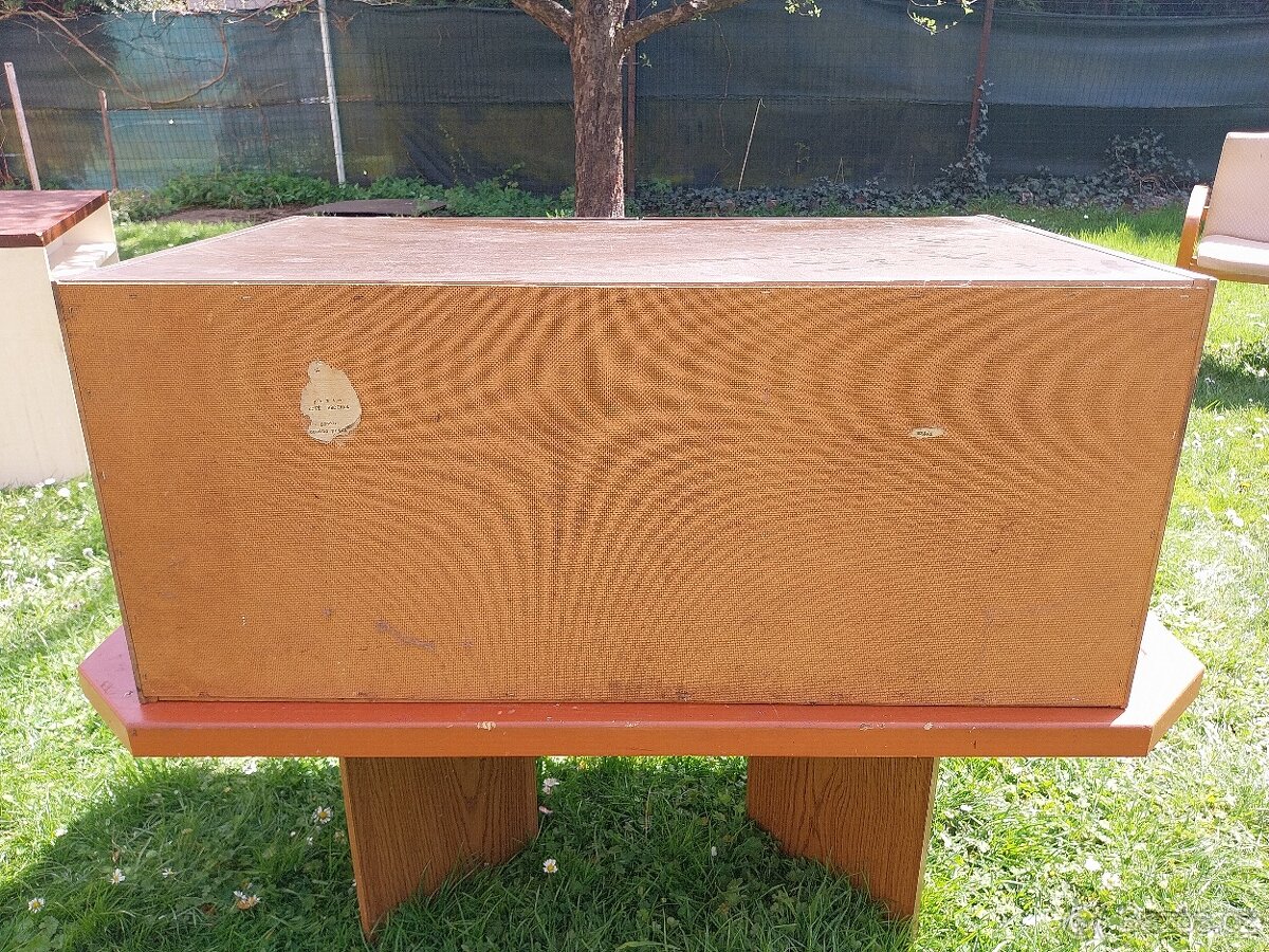 Prodám skříň - 4