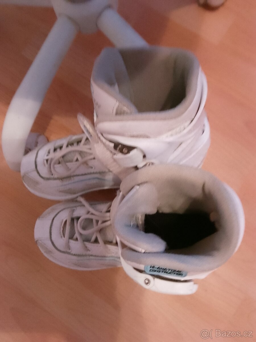 Dívčí zimní brusle - 4