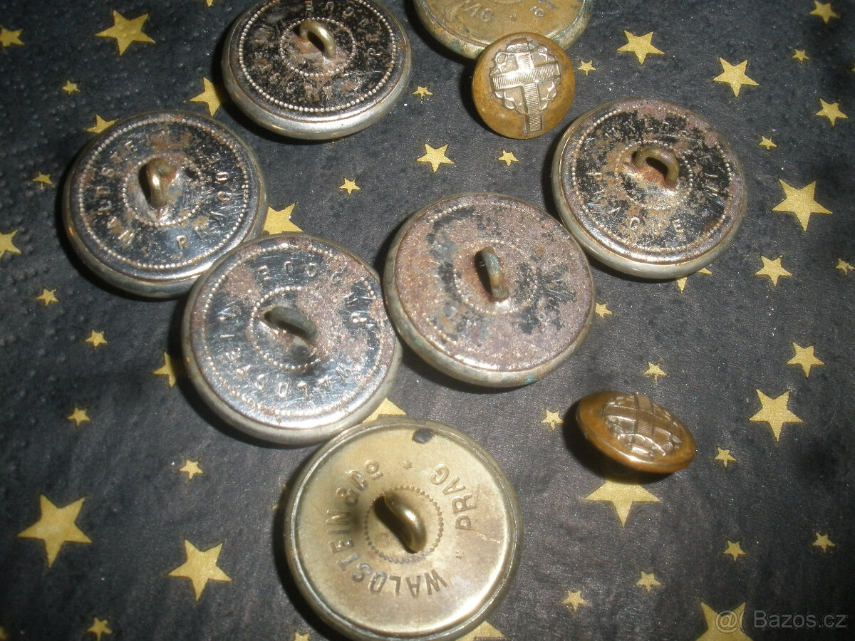 Staré kovové knoflíky-uniforma - 4