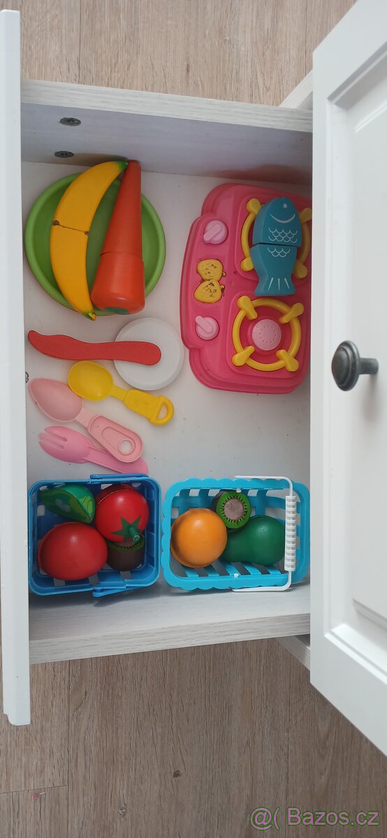 Dětská kuchyňka+nadobíčko+jídlíčko - 4