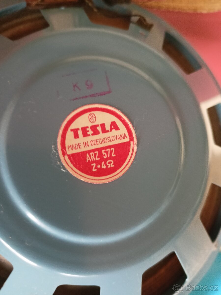 Domácí reproduktory - 4