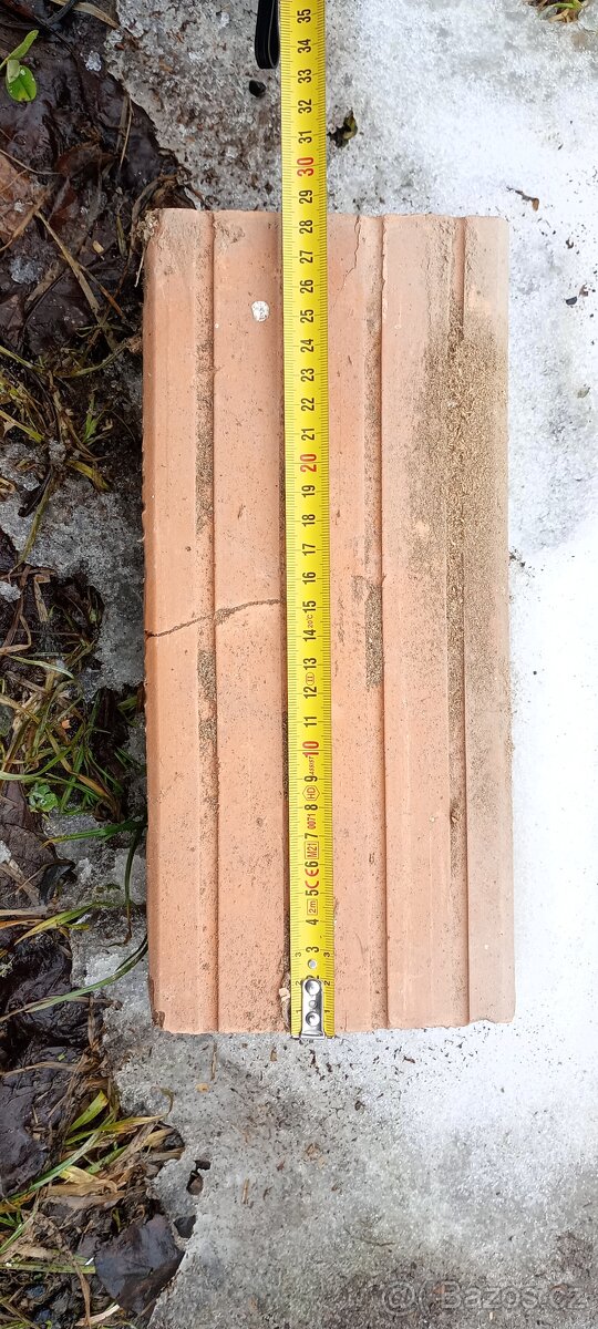 Cihle a hurdisky i - 4