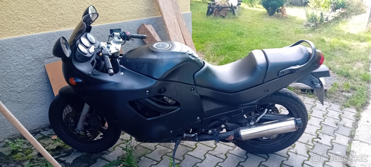 Suzuki gsx 600 - 4