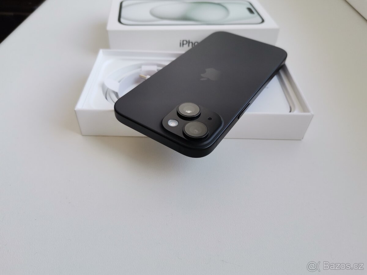 Apple iPhone 15 - 4