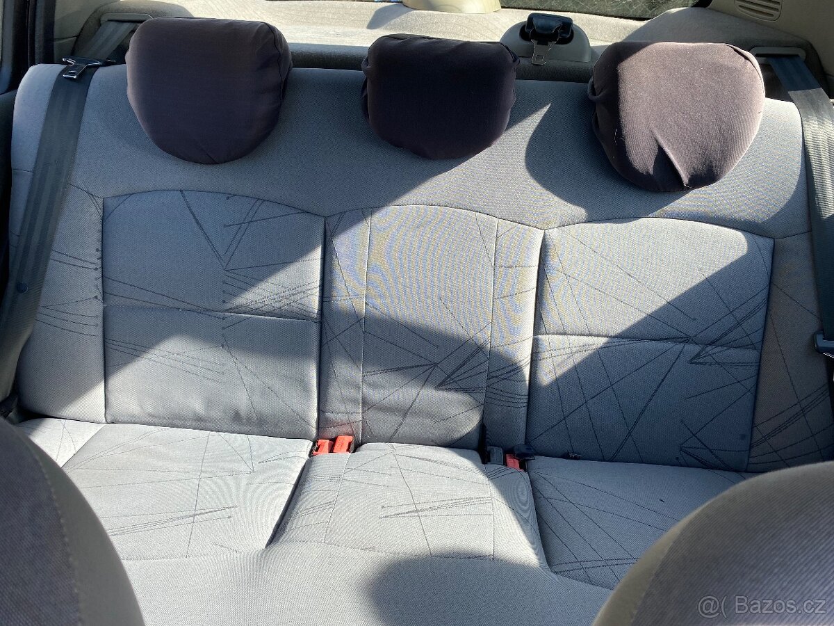 Prodám Renault Thalia - 4