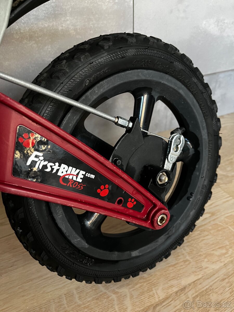 First Bike odrážedlo s adaptérem - 4